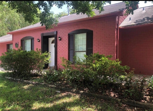 9314 Valley Stream Street - Photo 1