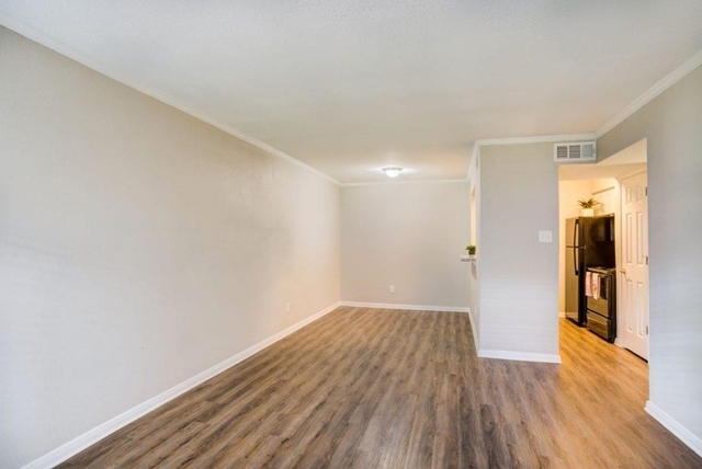 2825 Bellefontaine Street - Photo 1