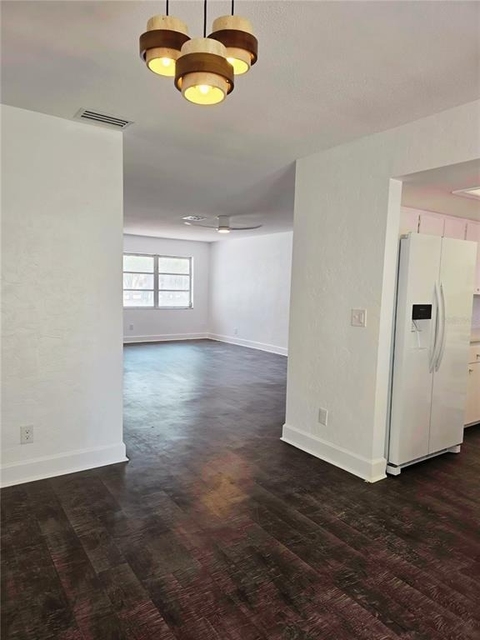 5210 Dr Martin Luther King Jr  - Photo 1