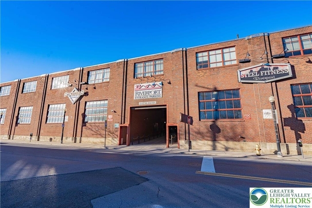 11 W 2nd Street - Photo 1