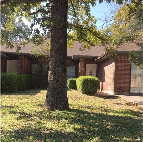 316 Lochridge Drive - Photo 1