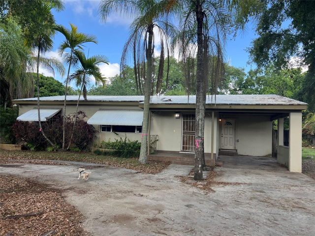 24700 Sw 129th Avenue - Photo 1