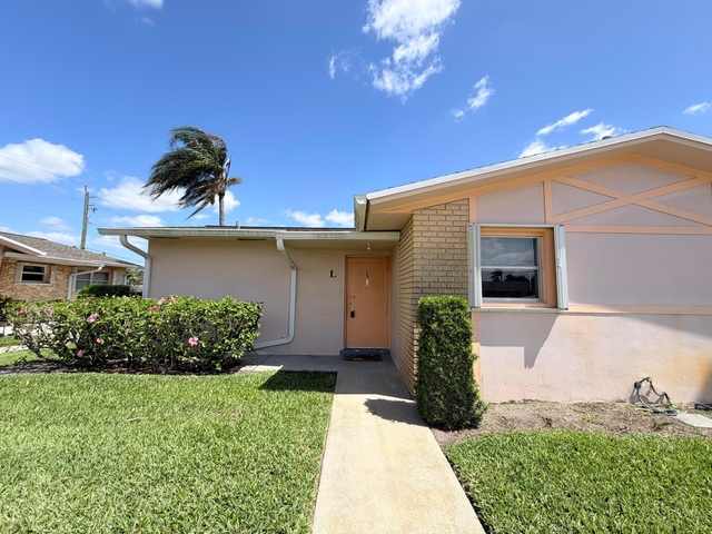 2607 Dudley Drive W - Photo 1