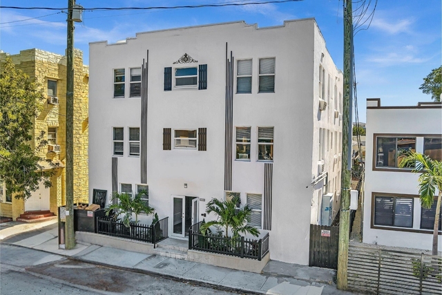 1142 Sw 4th Street - Photo 1