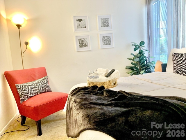 500 Umstead Drive - Photo 1