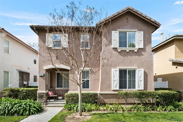 201 Kensington - Photo 1