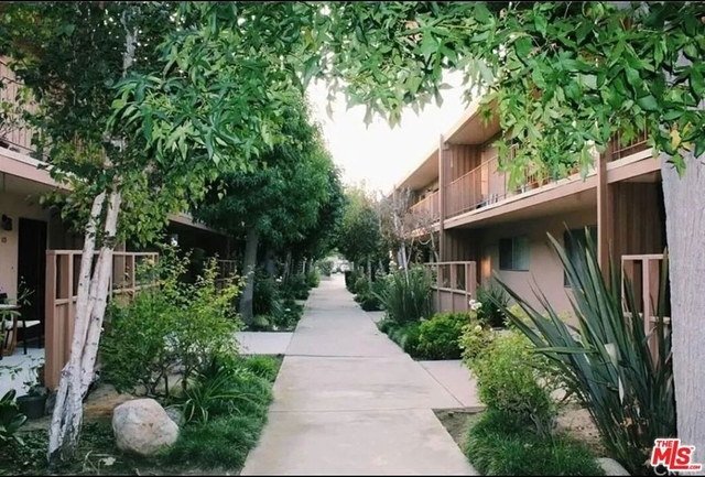 14903 S Normandie Avenue - Photo 1