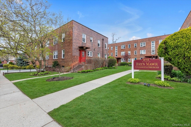 275 Maple Avenue - Photo 1