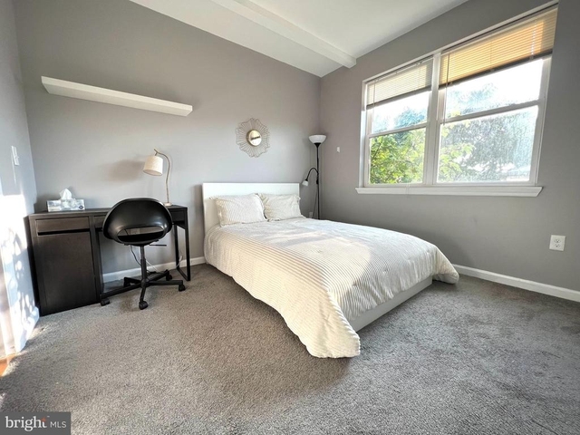 514 N 39th Street - Photo 1
