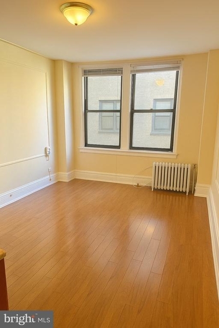 1324 Locust Street - Photo 1