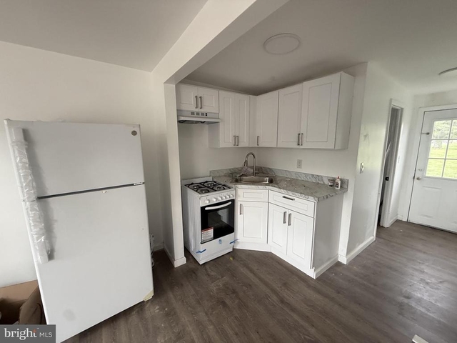 124 E Main Street - Photo 1