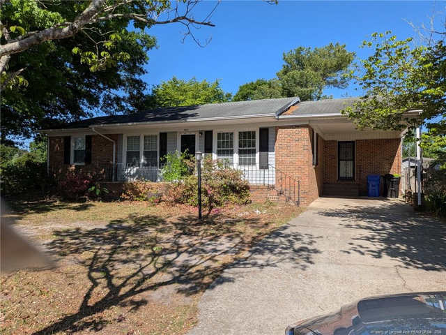 1403 Mack Street - Photo 1