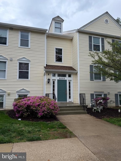 20313 Beaconfield Terrace - Photo 1