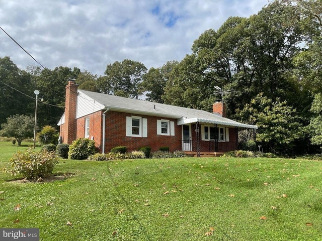 1670 Florence Road - Photo 1