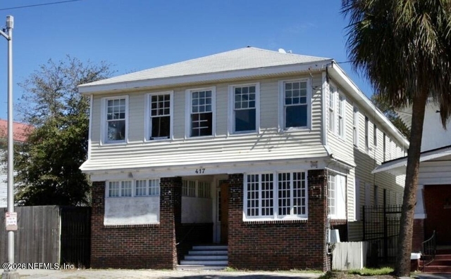 417 N Liberty Street - Photo 1