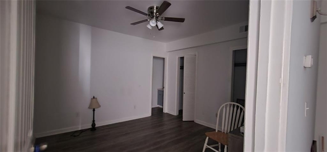 16 S East Street - Photo 1