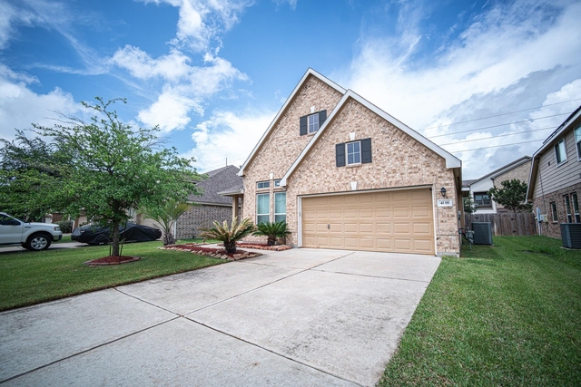 4138 Falvel Shadow Creek Drive - Photo 1