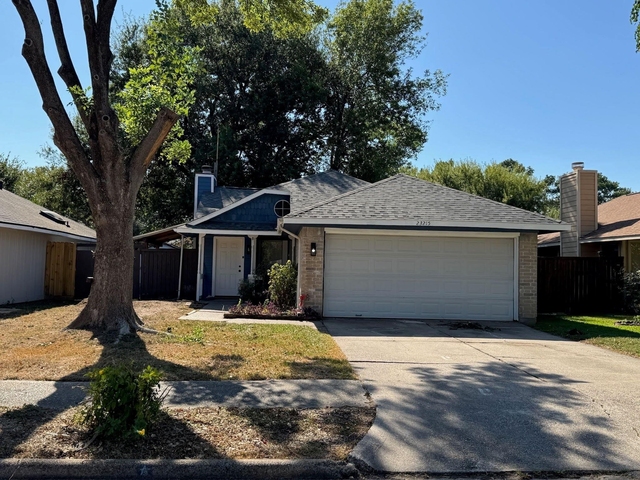 23215 Tree House Lane - Photo 1