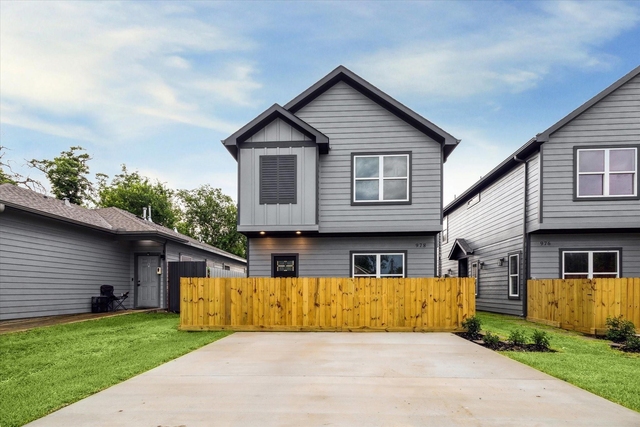 978 Marjorie Street - Photo 1