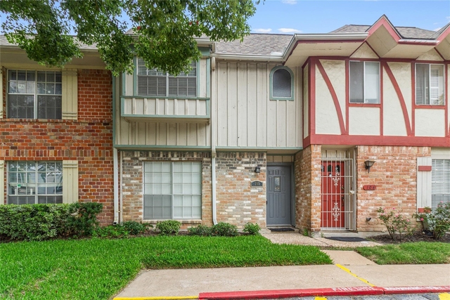11002 Hammerly Boulevard - Photo 1