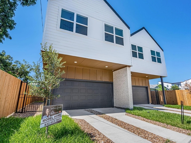 3620 Sauer Street - Photo 1
