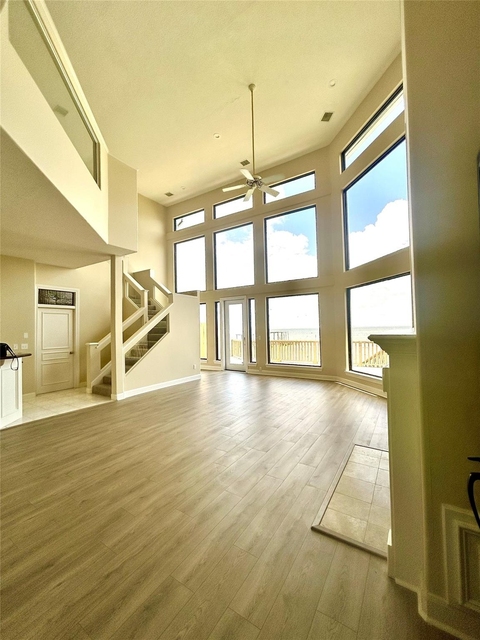 807 Kipp Avenue - Photo 1