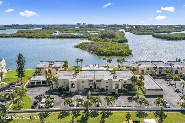 1729 Minutemen Causeway - Photo 1