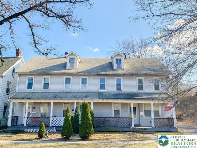 326 Lehigh Avenue - Photo 1