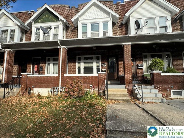 733 N 11th Street - Photo 1