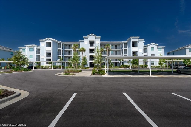 14061 Heritage Landing Bouleva - Photo 1