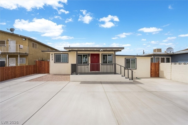 623 N 10th Street - Photo 1