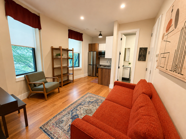 481 Evergreen Avenue - Photo 1
