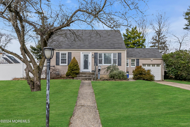 329 Yorke Avenue - Photo 1
