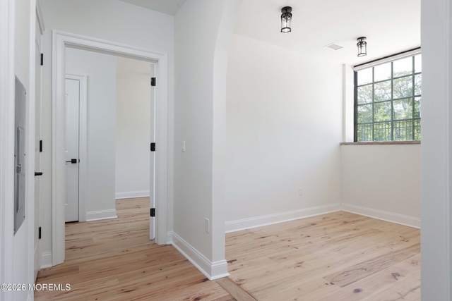 179 Chelsea Avenue - Photo 1