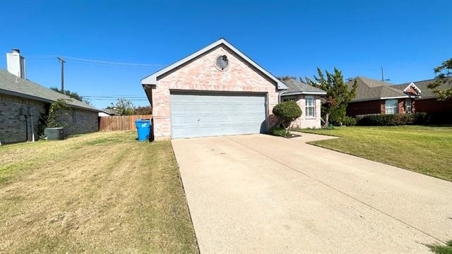 5509 Cypress Drive - Photo 1