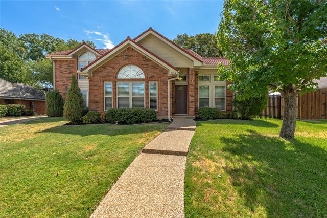 3104 Steve Drive - Photo 1
