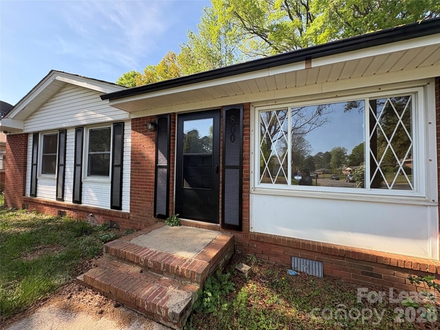 800 Carrington Drive - Photo 1