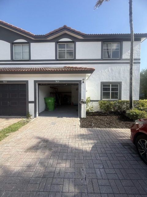 9831 Nw 24th Street - Photo 1