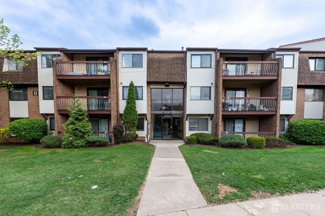 823 Edison Glen Terrace - Photo 1