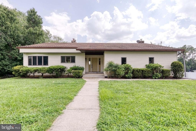 18 Byway Road - Photo 1