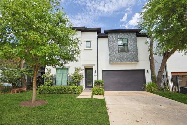 2518 Southgate Boulevard - Photo 1