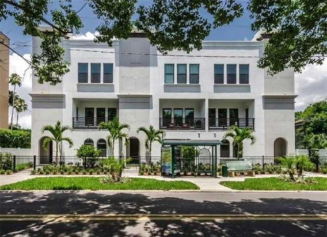 622 S Matanzas Avenue - Photo 1