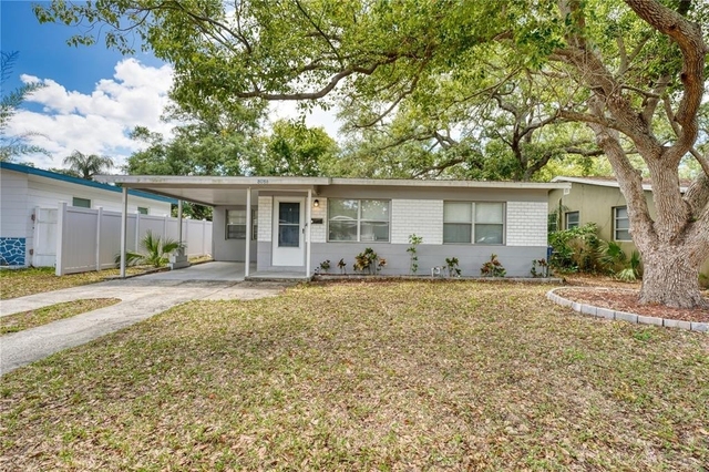 8086 28th Avenue N - Photo 1