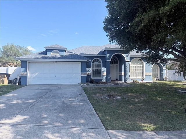 2618 Hawthorne Lane - Photo 1