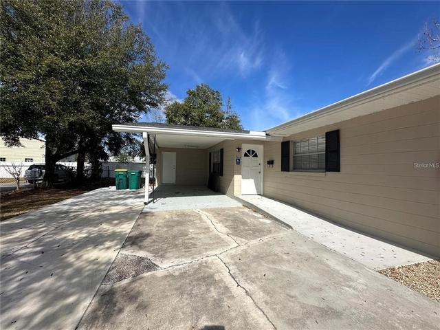 1017 E 1st Avenue - Photo 1