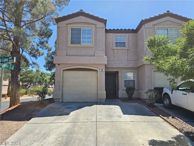 2521 Sierra Luna Avenue - Photo 1