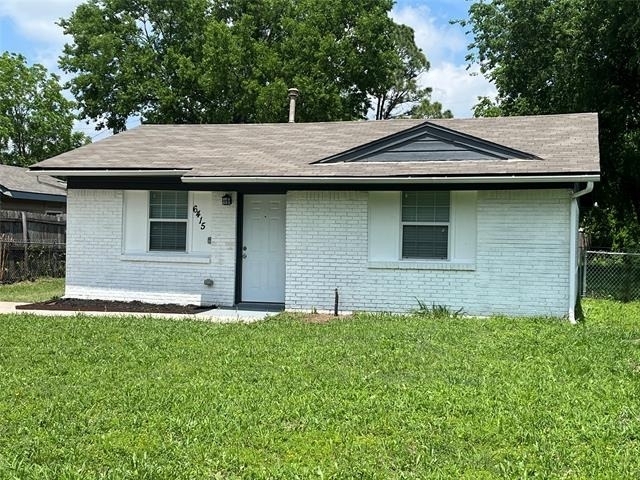 6415 Godfrey Avenue - Photo 1