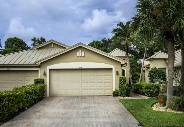 3751 Nw Willow Creek Drive - Photo 1