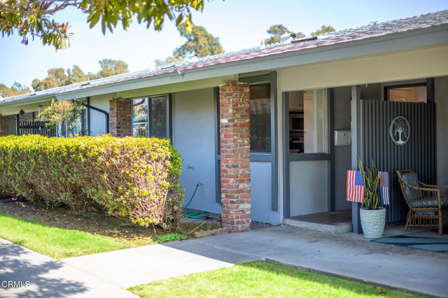 130 E Alta Green - Photo 1