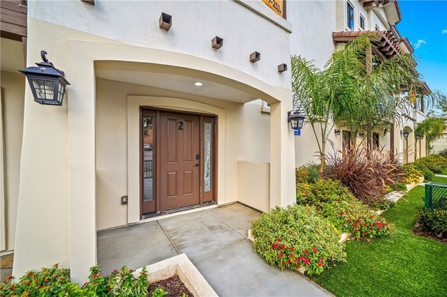 1101 N Maclay - Photo 1